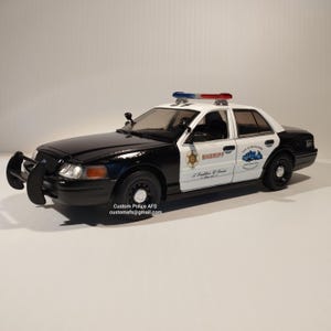Los Angeles County Sheriff Department(LASD) Police Model Car 2008 Ford Crown Victoria 1:24 Scale Diecast / Custom Wholesale Police Car AFS