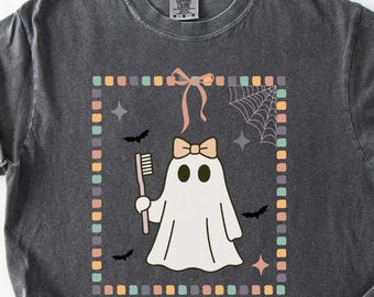 Cute Ghost Dental Halloween Shirt, Funny Hygienist Toothbrush Tee, Spooky Dentist Gift T-Shirt, Ghost Halloween Costume Dental Top