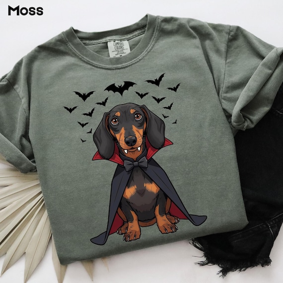 Comfort Colors Vampire Dachshund Halloween Shirt, Cute Doxie Bat Cape Tee for Dog Lovers, Funny Spooky Dog Costume Top