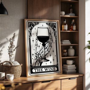 Wein Kunst, Tarot Karte Matt Vertikal mit Wein Design, Einzigartiges Dekor für spirituelle Lesungen, Perfektes Geschenk für Tarot Liebhaber