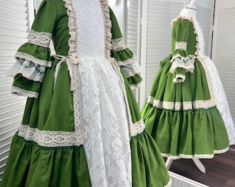 Handgemaakte groene rococo-jurk: vintage kostuum, maat 5