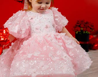 1e verjaardag roze jurk met vlinders en kralen voor babymeisje