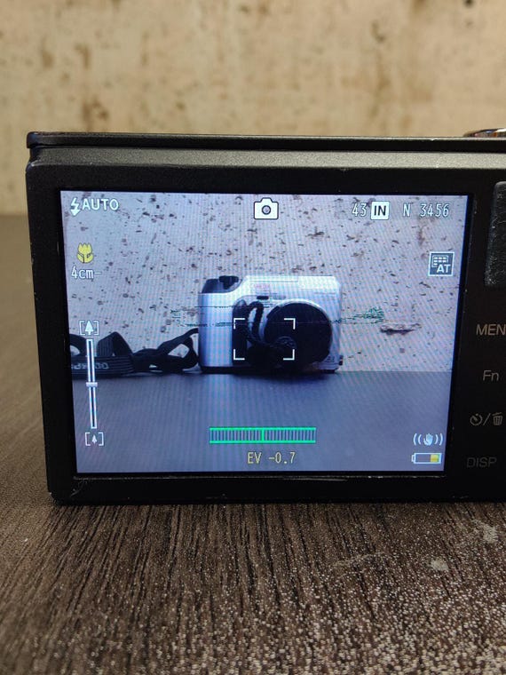 Buy RICOH CX1 Black 7.1x Optical Zoom 9.3MP Digital Camera