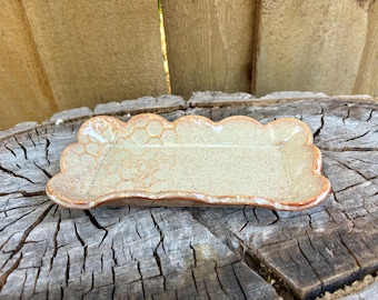 Handmade Rectangle Scallop Edge Bee Plate | Catch All Dish & Jewelry Tray