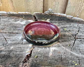 Handmade Small Two-Tone Ceramic Pottery Trinket Jewelry Dish with Gold Leaves | Unique Gift for Her | Boho Home Decor