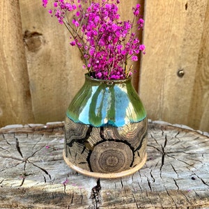Handmade Flower Vase | Green Wood Grain Vase | Wheelthrown Handmade Flower Vase | Wood grain Vase | One of a Kind Vase | Green Unique Vase