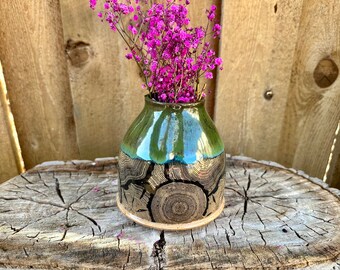 Handmade Flower Vase | Green Wood Grain Vase | Wheelthrown Handmade Flower Vase | Wood grain Vase | One of a Kind Vase | Green Unique Vase