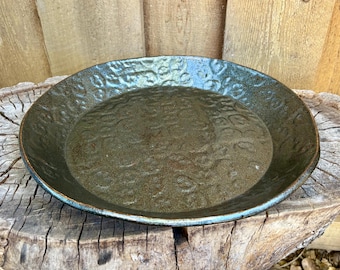 Large Handmade Glittery Skull Serving Plate - Distinctive and stylish dishware for your dining experience