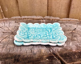 Handmade Filigree Ceramic Catch-All Dish | Scallop Edge
