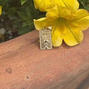 Solid Gold Mi Primera Comunion Medallion Available in 10k or 14k Gifts for Kids, Baptism Gifts First Communion Pendant, Hispanic Religious