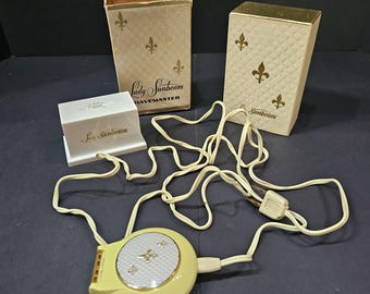 Vintage Lady Sunbeam Shavemaster Electric Razor w/ Original Box Tested READ