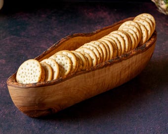 Olive Wood Cracker Basket for Crackers, Rustic Wooden Serving Basket for Appetizers, Wood Dish for Crackers and Bread Basket