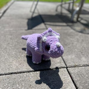 Crochet triceratops plushie stuffed animals amigurumi dinosaurs