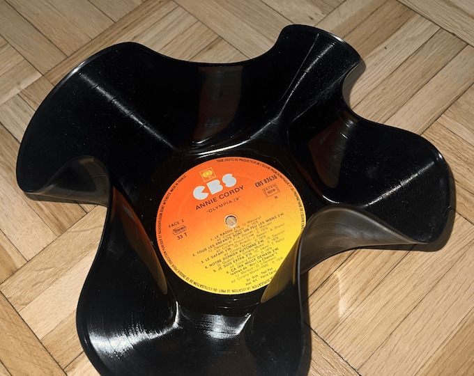 Decorative bowl made from recycled vinyl (customizable)