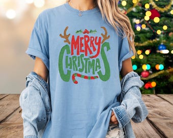 Merry Christmas Handlettered Tee | Holiday Graphic T-Shirt