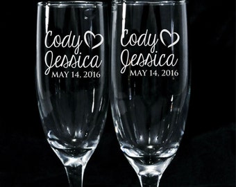 Personalized Engraved Champagne Toasting Glasses With Heart Design (Set of 2)