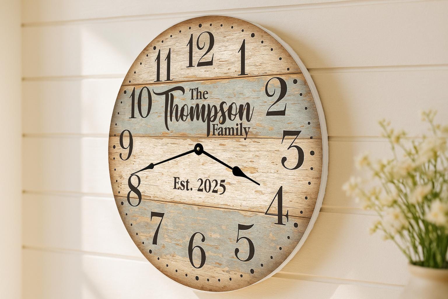 Personalized Rustic Wood-Plank Wall Clock – Custom Family Name & Established Date, Farmhouse Wall Decor with Easy-Hang Bracket