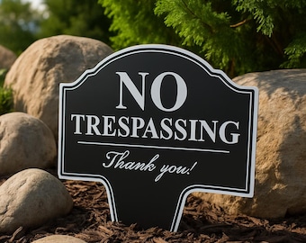 No Trespassing Aluminum Yard Sign 10x14 (available in English or Spanish)
