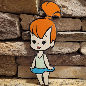 PEBBLES dos FLINTSTONES Decoração autônoma de madeira pintada à mão - Decoração clássica de desenho animado - Arte de parede vintage da Hanna-Barbera