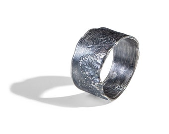 Bague mixte "Nam" en argent texturée