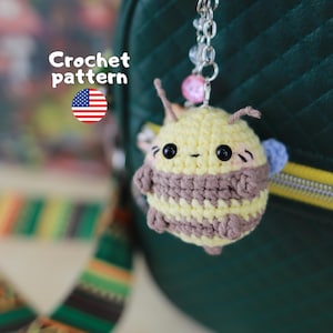 Bumblebee Keychain Crochet Pattern | Mini Amigurumi Bee | Beginner PDF