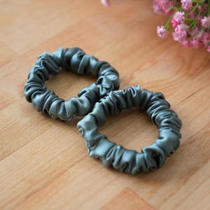 Slim Green Silk Scrunchie – Minimalist Satin Hair Tie, Handmade from Upcycled Silk, Eco-Friendly Hair Accessory for Women & Gifts