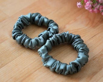 Slim Green Silk Scrunchie – Minimalist Satin Hair Tie, Handmade from Upcycled Silk, Eco-Friendly Hair Accessory for Women & Gifts