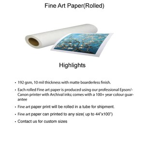 K&ouml;nnte beinhalten: Ein wei&szlig;es, gerolltes Fine-Art-Papier mit matter Oberfl&auml;che. Das Papier ist 192 g/m&sup2; schwer und 10 mil dick. Das Papier wird zum Versand in einer Rolle geliefert und kann bis zu 111,76 cm x 254 cm bedruckt werden. Das Papier wird mit einem professionellen Epson/Canon-Drucker mit Archivtinten hergestellt und hat eine 100+ Jahre Farbbrillanzgarantie.
