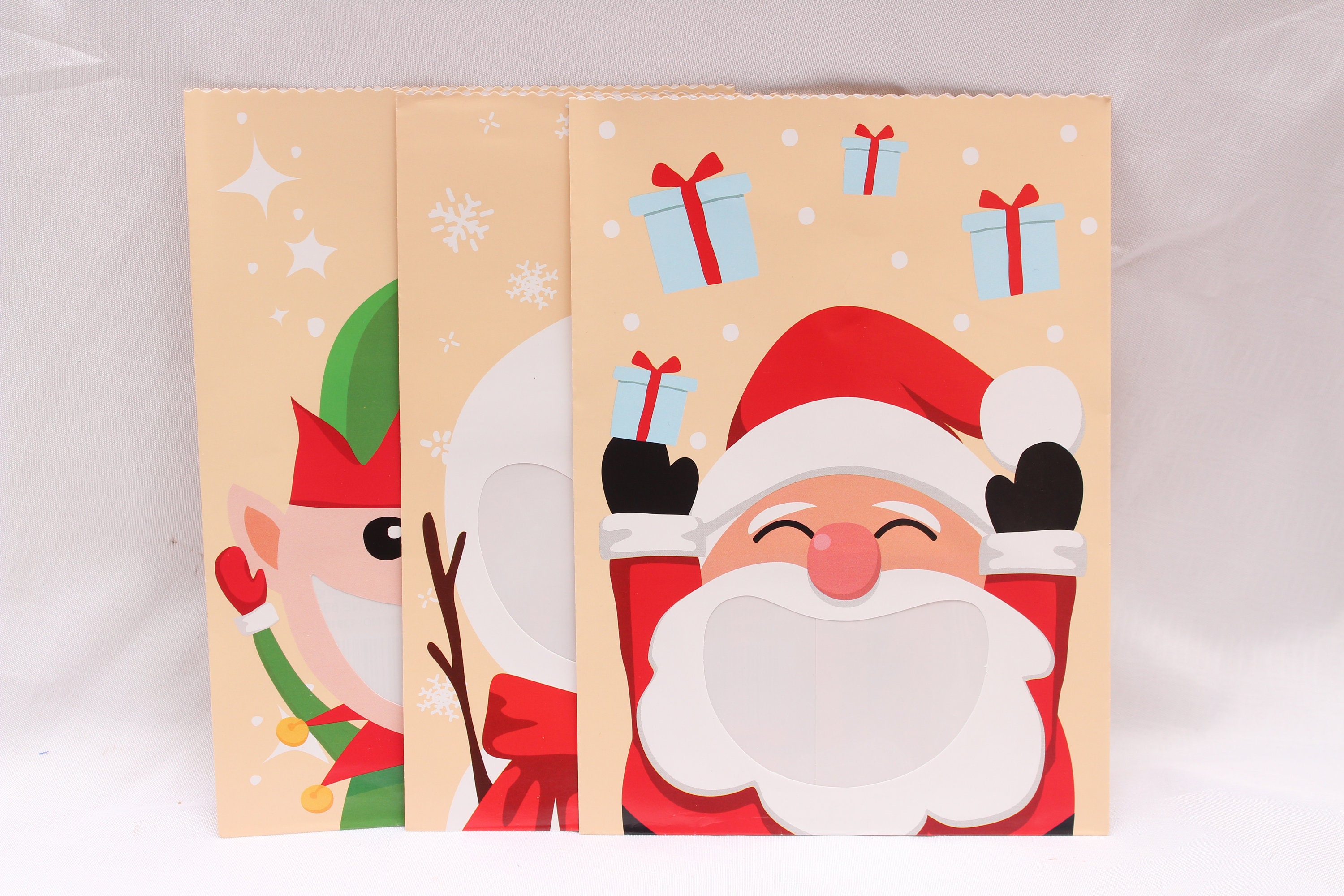 Set of 2 Packs Of 3 Large Christmas Sweet Chocolate Treat Goodie Bags 