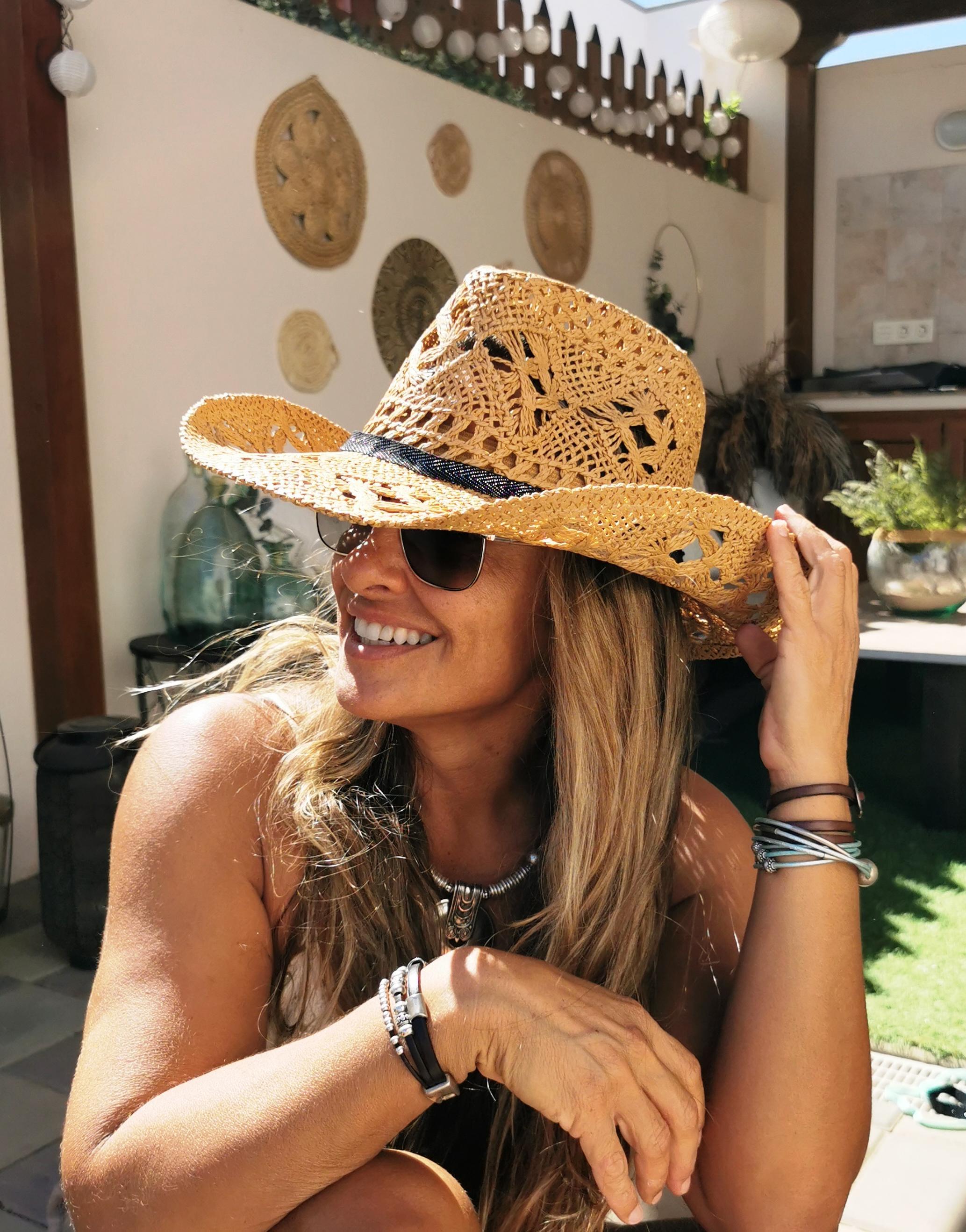 Custom cowboy hat for women – straw summer hat, handmade western style, personalized festival gift