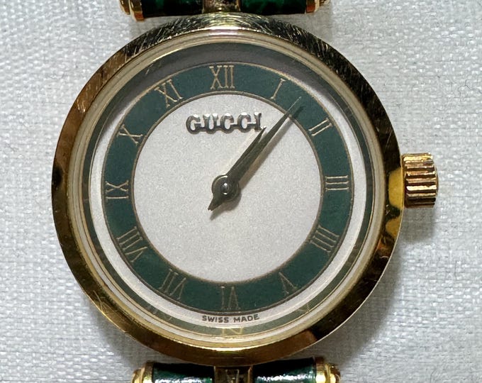 Vintage Gucci Shelly Line Green in good working condition