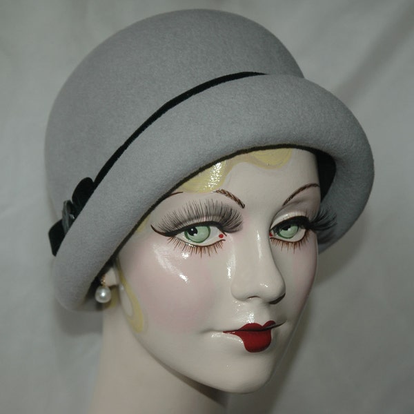 Cloche hoed, jaren 1920 hoed, Gray voelde hoed