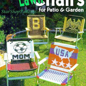 以下が含まれることがあります： 斑点のあるマット仕上げのセラミックマグカップ3個セット。マグカップはクリーム色、ライトグレー、ダークグレーの色合いです。各マグカップはシンプルでモダンなデザインで、丸みを帯びたハンドルが付いています。