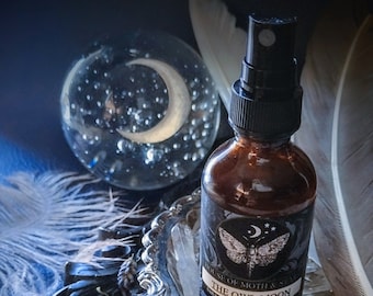 The Owl Moon™ Natural Botanical Ceremonial Perfume Myst Body Spray Apricot, Orange, Grapefruit, Cedar, Labdanum, Amyris