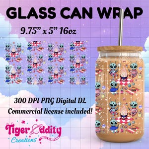 Puede incluir: Una descarga digital de una envoltura para lata de vidrio de 9,75 pulgadas por 5 pulgadas y 16 onzas, con un patrón repetido de extraterrestres azules con estrellas, una fogata y mantas de picnic rojo, blanco y azul. El texto "GLASS CAN WRAP" está en la parte superior de la imagen y el texto "300 DPI PNG Digital DL Commercial license included!" está en la parte inferior de la imagen.