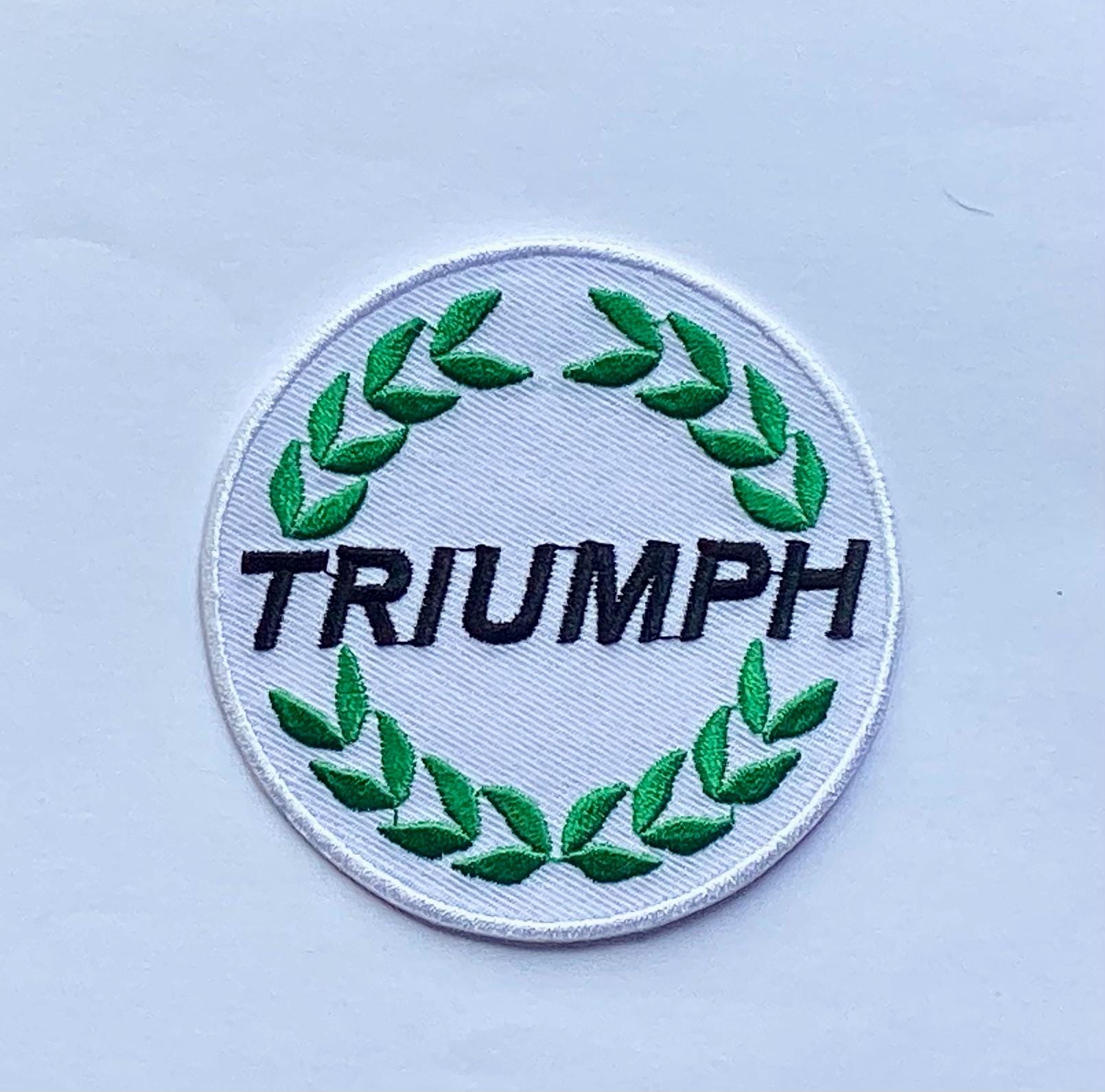 Triumph car badge - Etsy 日本