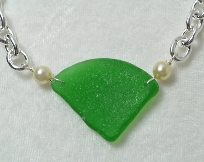 Sea Glass Jewelry Beach Necklace Heavy Silver & Thick Green Genuine Sea Glass Bottom Piece with Pearls Free Shipping 4870