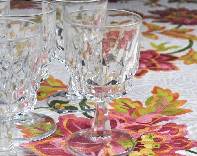 Vintage Arcoroc Artic Tempered Set/6 Wine Goblets 8oz Faceted 5 3/8" Tall 3"D Free Ship