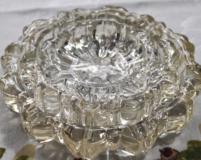 Vintage Hazel-Atlas 3 Nesting Gradient Scalloped Dishes 5.5" 4.25" & 3 3/8" Free Ship