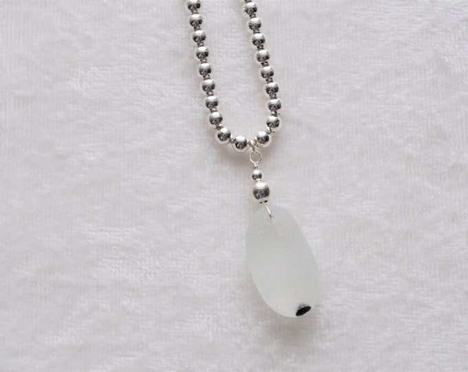 Sea Glass Jewelry English Multi Barely There Necklace Black on White 3670