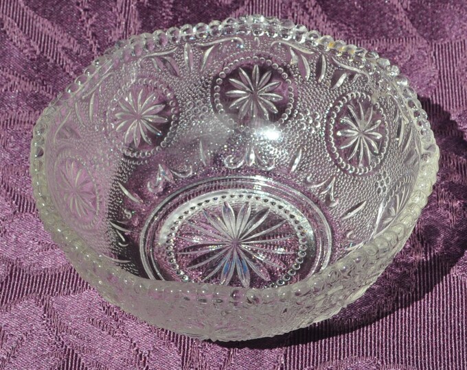 Vintage Brockway American Concord Sandwich Small Bowl Beaded/Flower 5.25" Free Ship