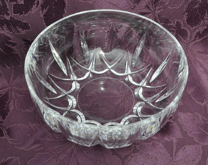 Vintage Ambassador by Royal Rock Crystal Bowl 8" Deep Vertical Cuts Free Ship