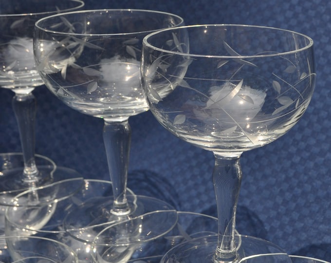 Vintage Etched Champagne Coupe Glasses Set/10 (5.5"H  x 3 5/8"D) Leaf & Vine Free Ship