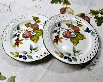 Vintage Brunelli "Tiffany" Plates Figs & Berries Pair 8.25" Pierced Italy Free Ship