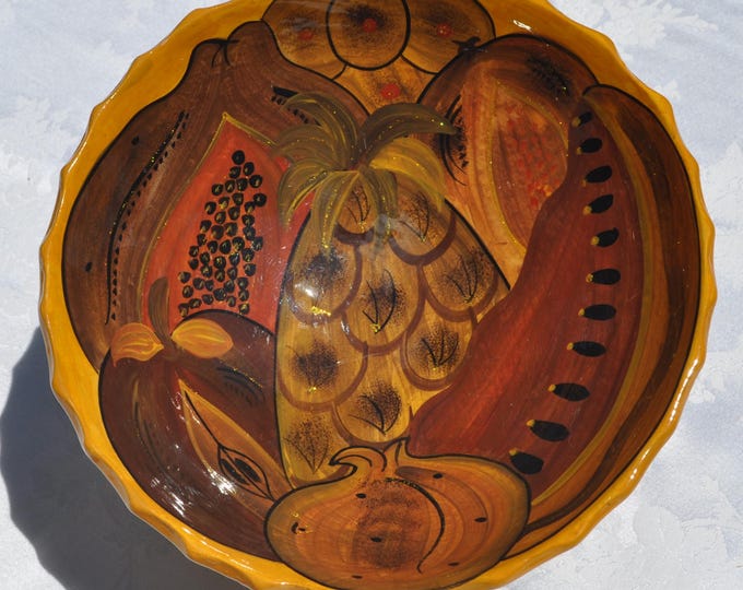 Vintage Glazed Pottery Fruit Bowl Serving Bowl Gold Accents 9.5"D 3.25"H Hand-Painted Free Ship