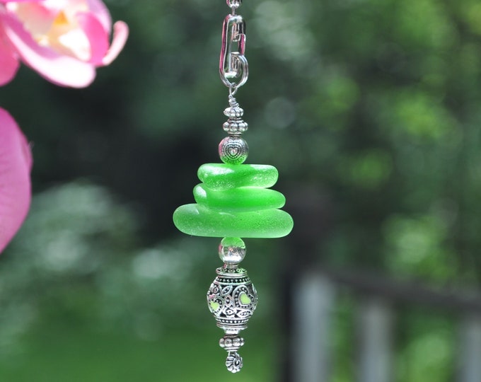 Light Chain Pull, Genuine Sea Glass, Ceiling Fan Pull, Light Pull, Sun Catcher, Frosty Green Stack 471, Lamp Pull, Beaded Pull, Unique Gifts