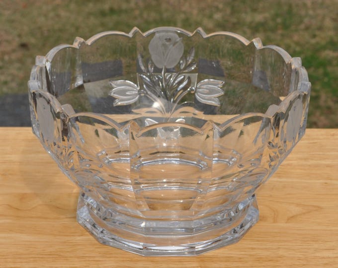Tulip Garden Etched Crystal Bowl Heavy Centerpiece 9"x 5.5" tall Poland Vintage Free Ship