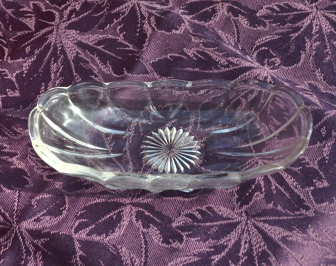 Vintage Heisey Glass Banana Split Boat Side Dish Starburst Center-Scalloped Rim 8x4" Free Ship