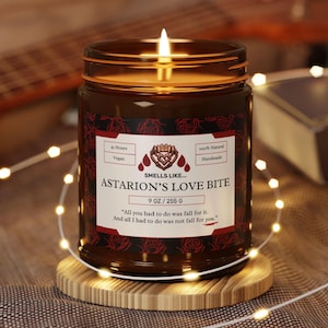 Astarion&#39;s Love Bite BG3 Candle | Astarion Inspired Baldur&#39;s Gate 3 Vampire Romance | Soy Wax, Gaming Gift, DnD Nerd Scented Decor