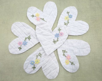 Charming Floral Embellished Mix Petite Vintage Heart Shape Cutter Quilt Applique Lot (6) Each Project Embellishments